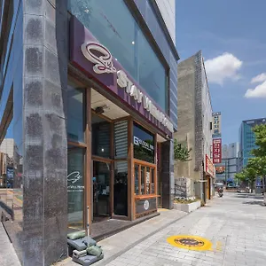 安居酒店 ** 釜山
